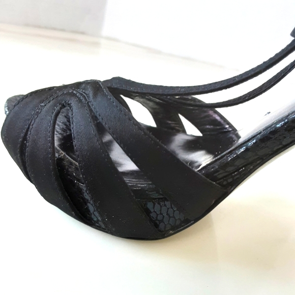 CHARLES DAVID SNAKE SKIN SATIN STRAPPY STILETTO HEELS SZ 6.5B - Picture 4 of 9